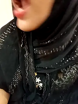 Snapshot of Miss_Noor__ chatting on July 1, 8:14 am Miss Noor online show from July 1, 8:14 am