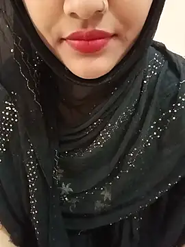Snapshot of Miss_Noor__ chatting on June 13, 7:28 am Miss Noor online show from June 13, 7:28 am