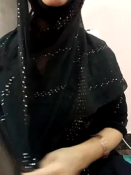Snapshot of Miss_Noor__ chatting on May 24, 6:13 am Miss Noor online show from May 24, 6:13 am