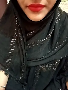 Snapshot of Miss_Noor__ chatting on June 17, 6:24 am Miss Noor online show from June 17, 6:24 am