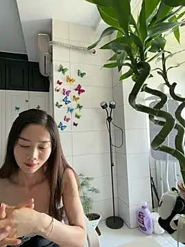 yuanpu0925 online show from April 24, 2:35 am