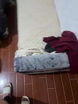 yingzi003 online show from April 2, 2:02 pm