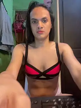 Bella CiaoX online show from April 2, 6:25 pm