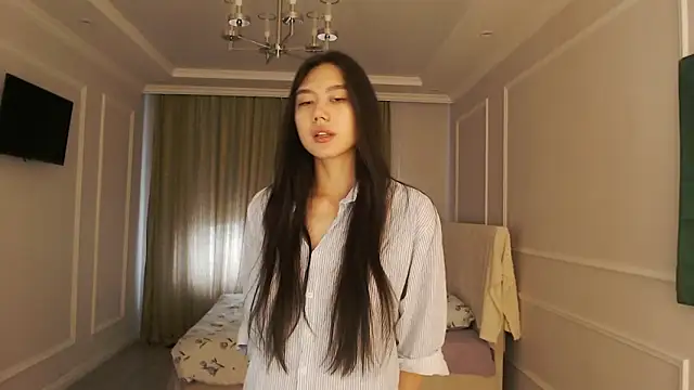 SecretTiny online show from July 2, 2:01 am