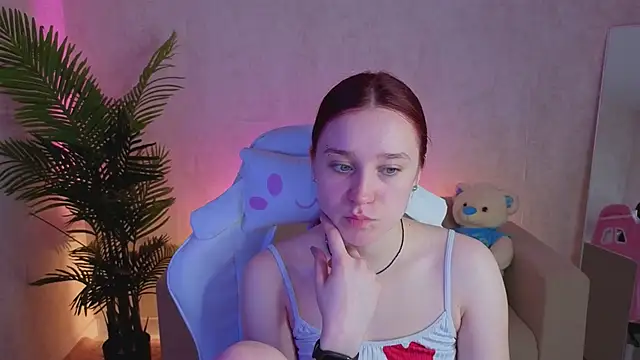 SweetieBlush online show from May 11, 1:18 am