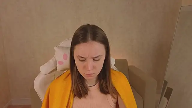 SweetieBlush online show from April 13, 1:20 am