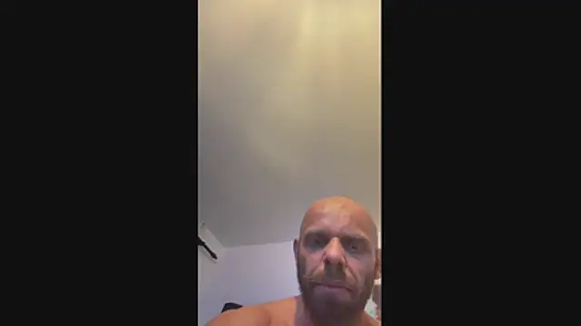 funycouple online show from April 30, 8:27 pm