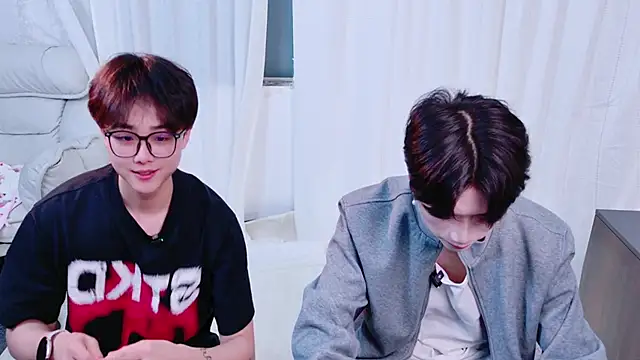 Dkcolo online show from April 23, 8:54 am