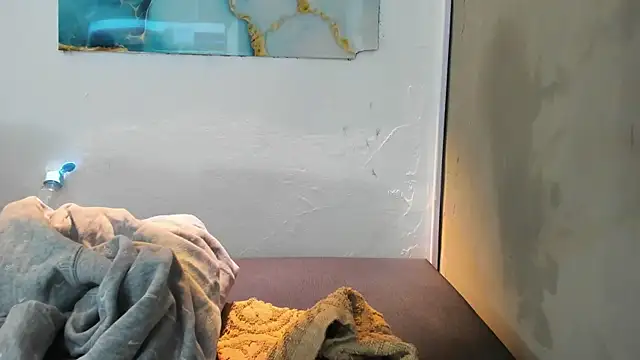 Snapshot of MILLER_SANZ chatting on April 11, 8:07 am MILLER SANZ online show from April 11, 8:07 am