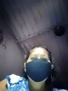 Snapshot of Kuwari_dulhan1 chatting on March 31, 2:57 am Kuwari dulhan1 online show from March 31, 2:57 am