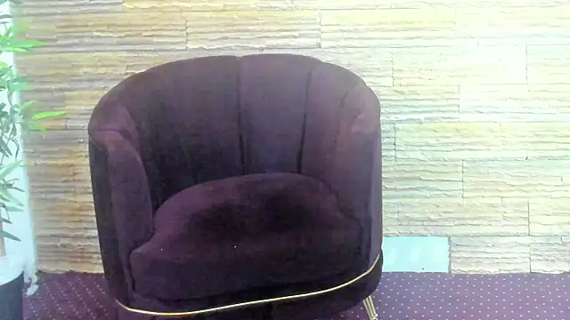 JeniferRosee online show from June 20, 5:34 am
