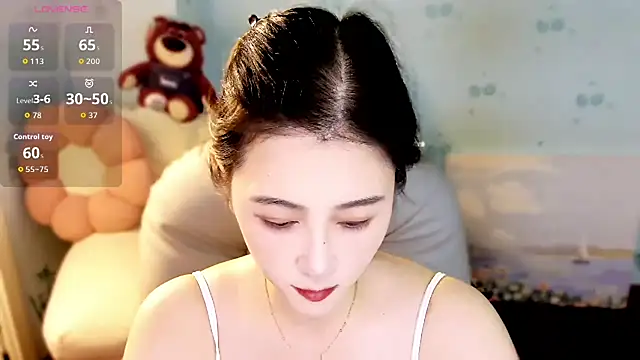 Snapshot of summer_uu chatting on July 11, 5:02 pm summer uu online show from July 11, 5:02 pm