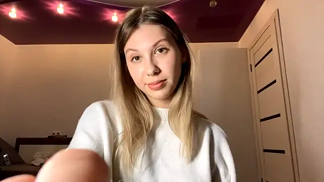 Snapshot of Shamshinya chatting on March 28, 3:46 pm Shamshinya online show from March 28, 3:46 pm