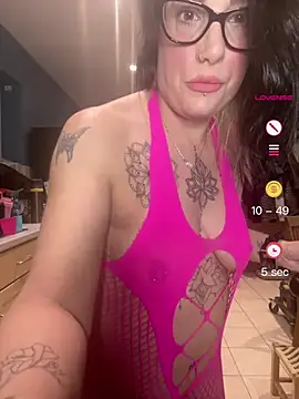 IvyBelleMilf online show from May 18, 9:19 pm