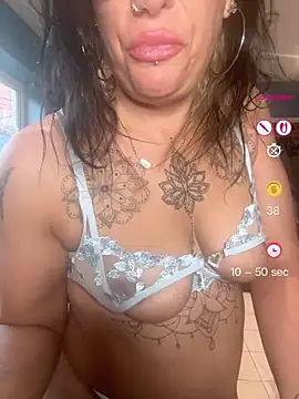 IvyBelleMilf online show from May 25, 4:34 am