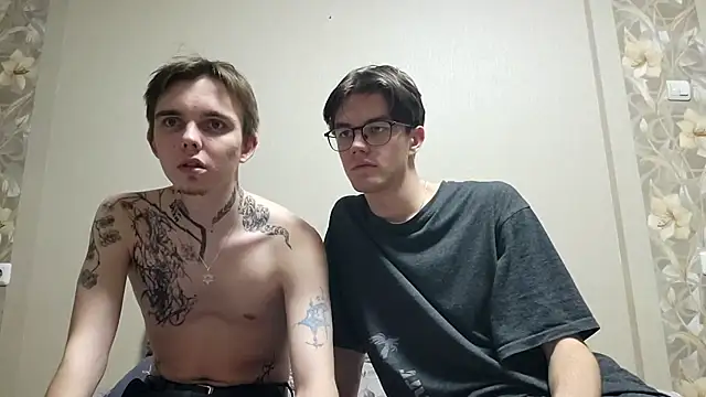 Snapshot of Lucas_ice chatting on April 10, 1:51 pm Lucas ice online show from April 10, 1:51 pm