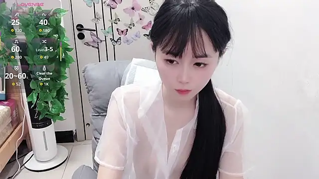 Dear-yuner online show from May 27, 2:02 pm