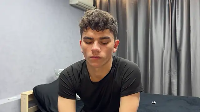 MaxWoolf online show from May 16, 8:46 am