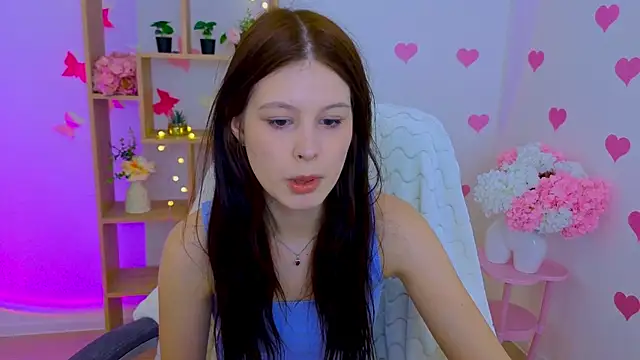 Snapshot of EvaOnyx chatting on April 18, 11:12 am EvaOnyx online show from April 18, 11:12 am