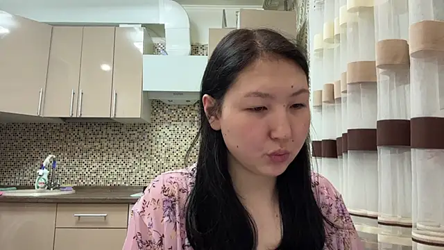 Ameliya kim online show from April 16, 9:39 pm