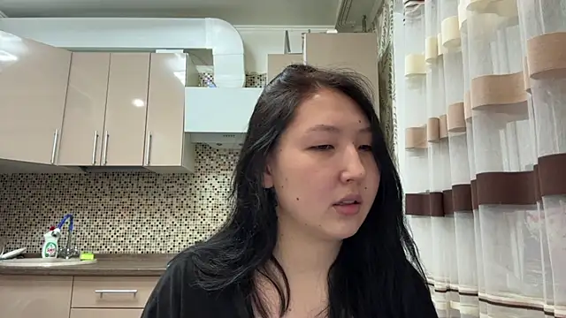 Ameliya kim online show from April 3, 9:10 pm