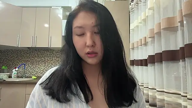 Ameliya kim online show from April 1, 8:28 pm