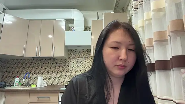 Ameliya kim online show from April 8, 9:05 pm