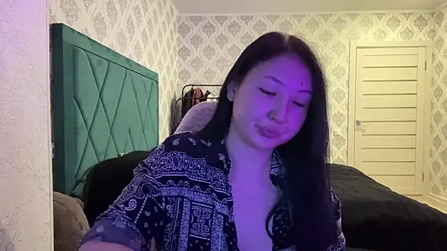 Ameliya kim online show from May 4, 8:55 pm