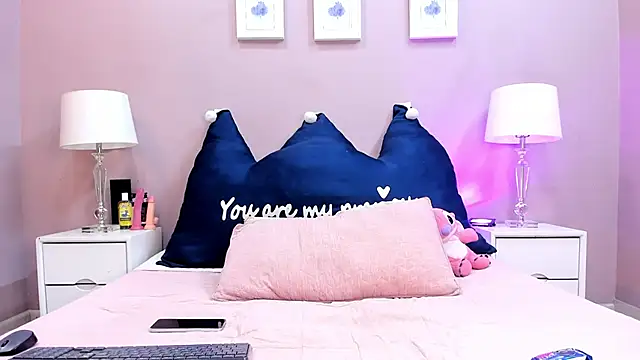 MAYTEMINAJ online show from May 27, 9:55 pm