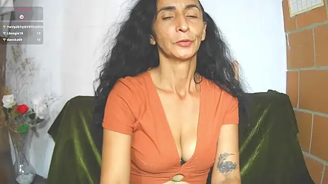 SamanttaLopez online show from May 31, 6:09 pm