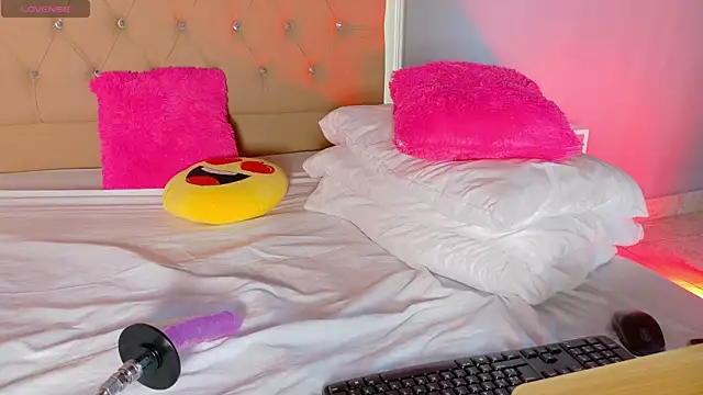 CandyRose   online show from March 31, 4:47 am