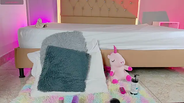 CandyRose   online show from April 5, 4:08 am