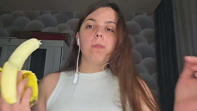  online show from April 6, 4:30 pm