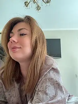 Snapshot of AriaPureTemptation chatting on July 11, 4:35 am AriaPureTemptation online show from July 11, 4:35 am