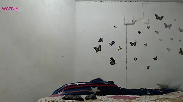 BarbieNaughtyTS online show from April 30, 9:19 pm