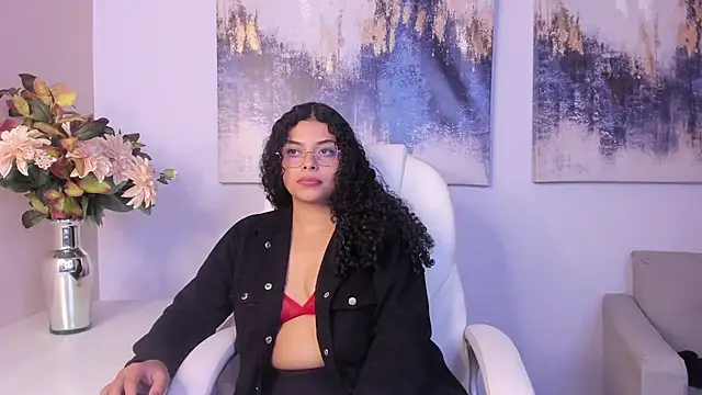 scarlett  2 online show from March 30, 8:21 pm