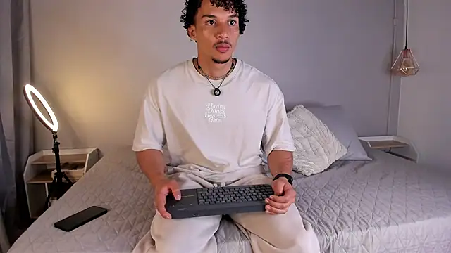 dominik drake online show from May 15, 2:53 am