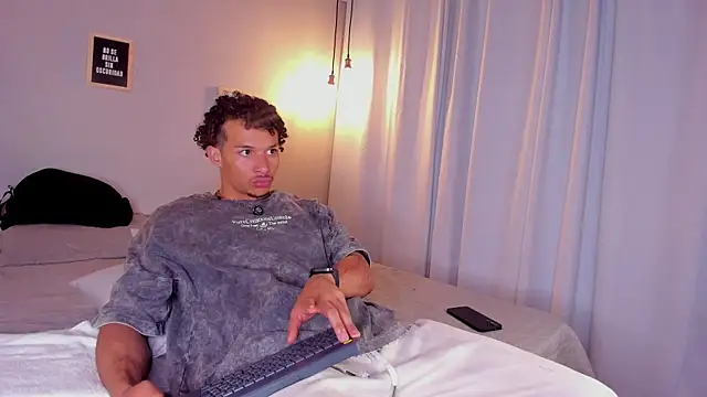 dominik drake online show from May 4, 12:52 pm