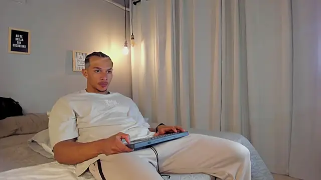 dominik drake online show from April 28, 12:31 pm