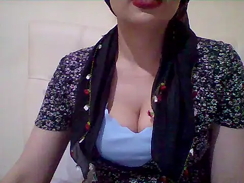 busex25 online show from April 17, 9:17 pm