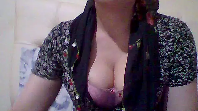 busex25 online show from April 25, 9:01 pm