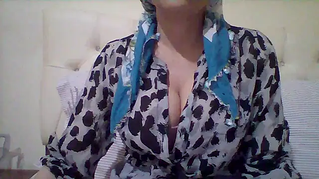 busex25 online show from May 23, 9:25 pm
