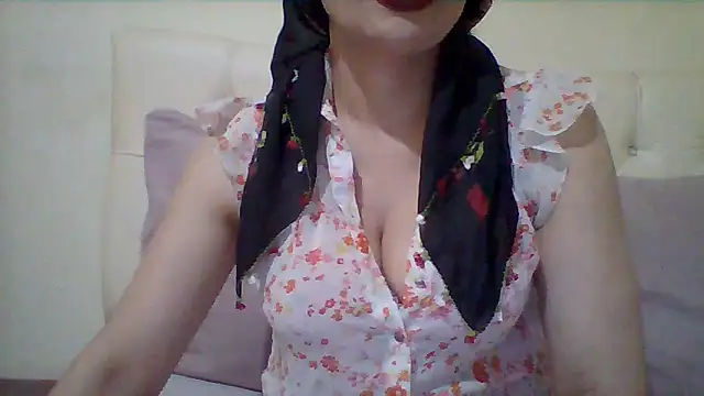 busex25 online show from June 18, 9:31 pm