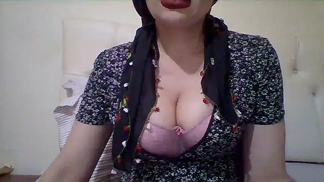 busex25 online show from June 7, 8:58 pm