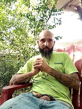 Snapshot of tainted95 chatting on March 30, 8:32 pm tainted95 online show from March 30, 8:32 pm