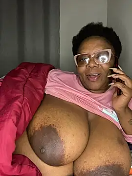 BoobsQueeen online show from July 21, 3:13 pm