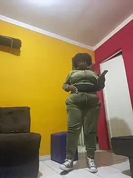 BoobsQueeen online show from June 26, 12:16 am