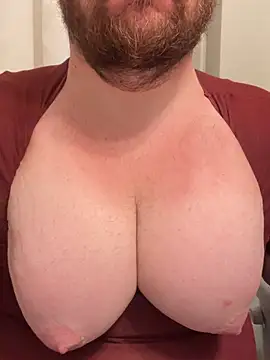 hugemanbreasts online show from July 6, 2:18 am