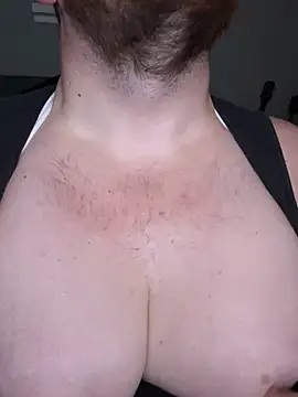 hugemanbreasts online show from April 20, 2:36 am