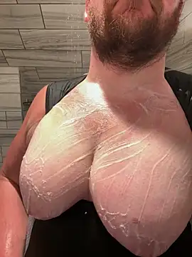 hugemanbreasts online show from May 15, 12:30 am